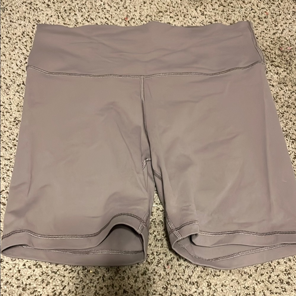 Aritzia TNA biker shorts